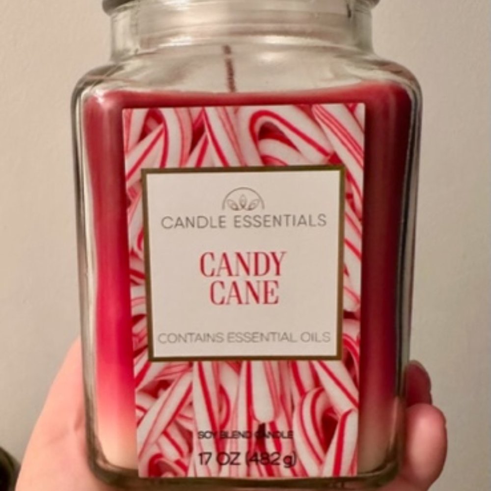 Candle Essentials Candy Cane Jar Candle LARGE SQUARE 17oz JAR ESSENTIAL OILS! - Picture 5 of 5